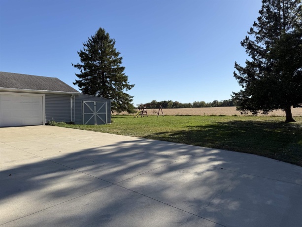 7707 US Rte 20 W, LENA, Illinois 61048, 3 Bedrooms Bedrooms, ,1 BathroomBathrooms,House,For Sale,US Rte 20 W,202506256