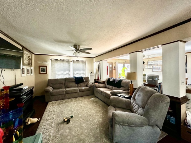 919 3rd, FULTON, Illinois 61252, 4 Bedrooms Bedrooms, ,2 BathroomsBathrooms,House,For Sale,3rd,202506260