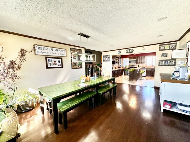 919 3rd, FULTON, Illinois 61252, 4 Bedrooms Bedrooms, ,2 BathroomsBathrooms,House,For Sale,3rd,202506260