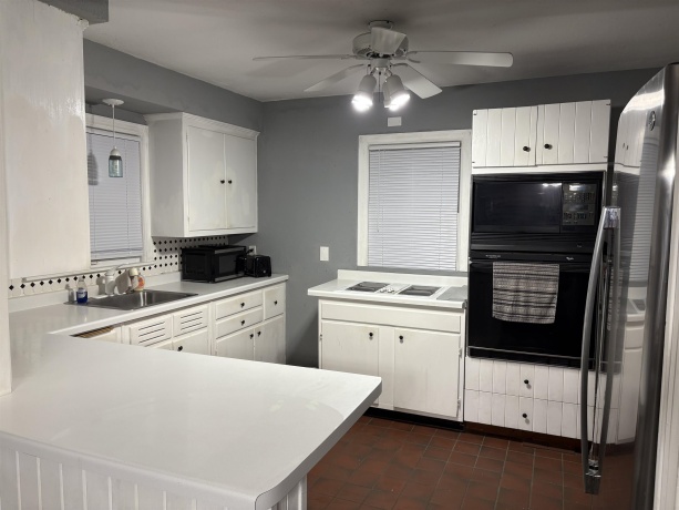 627 Paris, ROCKFORD, Illinois 61107, 3 Bedrooms Bedrooms, ,1 BathroomBathrooms,House,For Sale,Paris,202506265