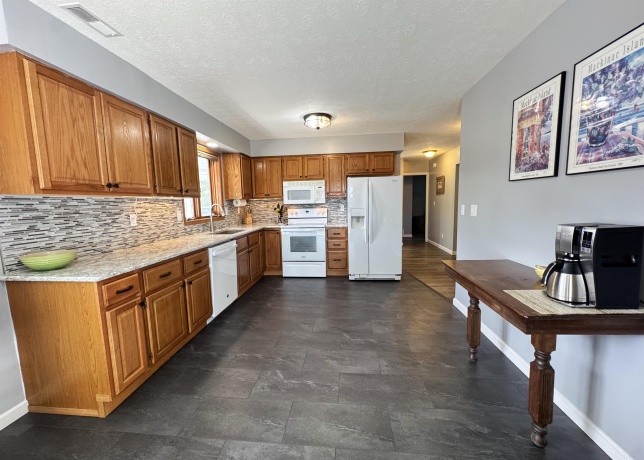 26-58 Blackwod, LAKE CARROLL, Illinois 61046, 4 Bedrooms Bedrooms, ,3 BathroomsBathrooms,House,For Sale,Blackwod,202506267