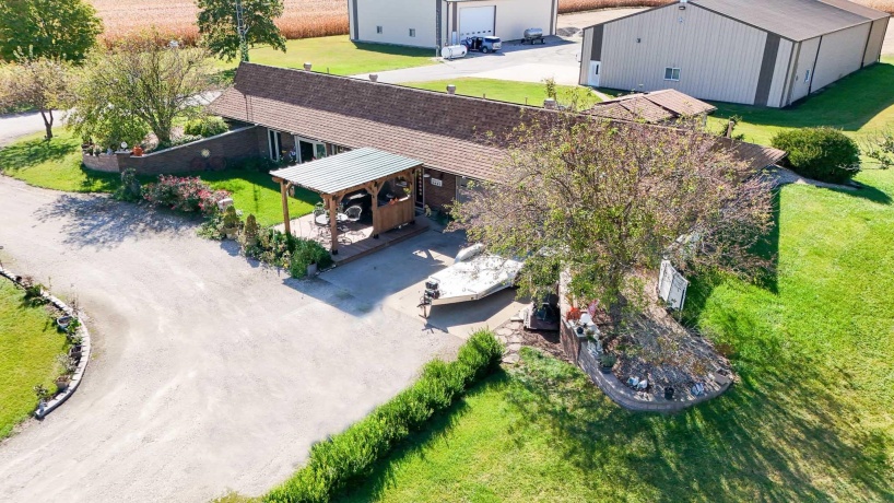 1627 950th, Tonica, Illinois 61370, 3 Bedrooms Bedrooms, ,2 BathroomsBathrooms,House,For Sale,950th,202506268