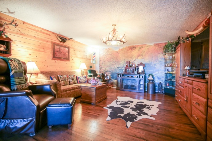 1627 950th, Tonica, Illinois 61370, 3 Bedrooms Bedrooms, ,2 BathroomsBathrooms,House,For Sale,950th,202506268