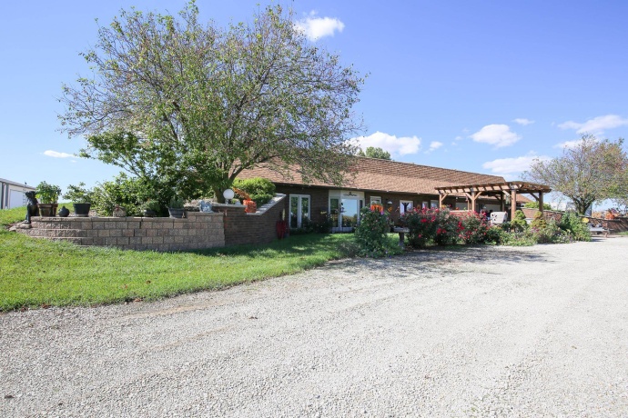 1627 950th, Tonica, Illinois 61370, 3 Bedrooms Bedrooms, ,2 BathroomsBathrooms,House,For Sale,950th,202506268