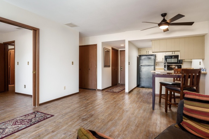 220-2A BIENTERRA, ROCKFORD, Illinois 61107, 2 Bedrooms Bedrooms, ,2 BathroomsBathrooms,Condominium,For Sale,BIENTERRA,202505751