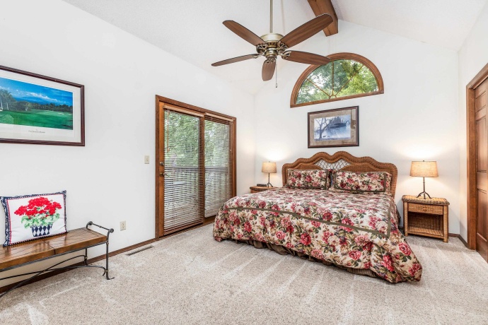 10 Woodway, GALENA, Illinois 61036, 4 Bedrooms Bedrooms, ,3 BathroomsBathrooms,House,For Sale,Woodway,202506275