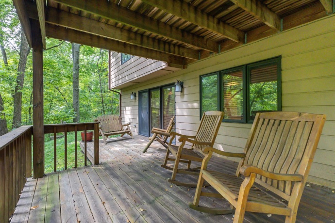 10 Woodway, GALENA, Illinois 61036, 4 Bedrooms Bedrooms, ,3 BathroomsBathrooms,House,For Sale,Woodway,202506275