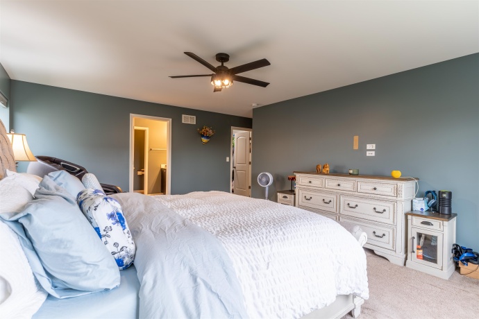 252 Purcell, Volo, Illinois 60073, 4 Bedrooms Bedrooms, ,2 BathroomsBathrooms,House,For Sale,Purcell,202506288