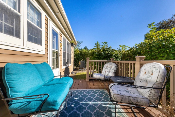 21 Thatcher, GALENA, Illinois 61036, 2 Bedrooms Bedrooms, ,2 BathroomsBathrooms,Condominium,For Sale,Thatcher,202506296