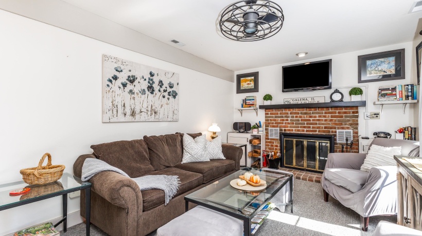 21 Thatcher, GALENA, Illinois 61036, 2 Bedrooms Bedrooms, ,2 BathroomsBathrooms,Condominium,For Sale,Thatcher,202506296