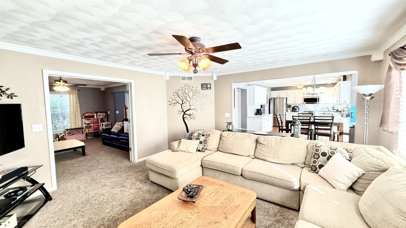 4227 Berkshire, ROCKTON, Illinois 61072, 4 Bedrooms Bedrooms, ,2 BathroomsBathrooms,House,For Sale,Berkshire,202506298