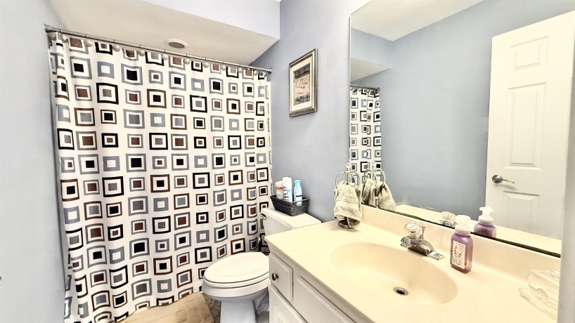 4227 Berkshire, ROCKTON, Illinois 61072, 4 Bedrooms Bedrooms, ,2 BathroomsBathrooms,House,For Sale,Berkshire,202506298