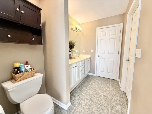 4227 Berkshire, ROCKTON, Illinois 61072, 4 Bedrooms Bedrooms, ,2 BathroomsBathrooms,House,For Sale,Berkshire,202506298