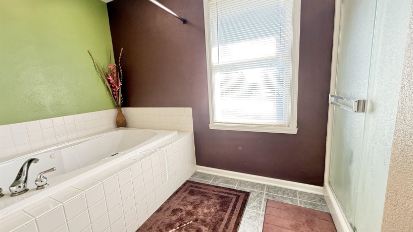 4227 Berkshire, ROCKTON, Illinois 61072, 4 Bedrooms Bedrooms, ,2 BathroomsBathrooms,House,For Sale,Berkshire,202506298