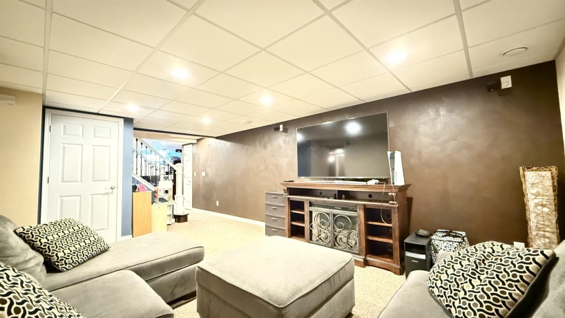 4227 Berkshire, ROCKTON, Illinois 61072, 4 Bedrooms Bedrooms, ,2 BathroomsBathrooms,House,For Sale,Berkshire,202506298