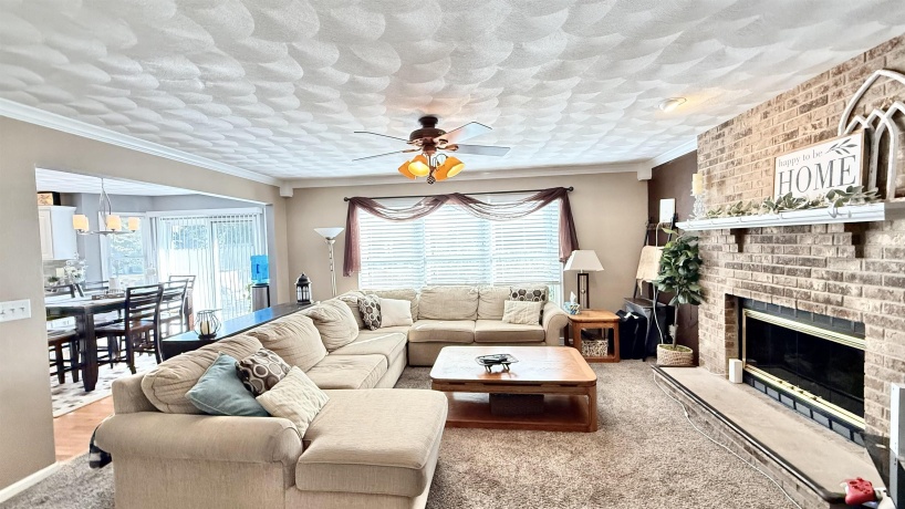 4227 Berkshire, ROCKTON, Illinois 61072, 4 Bedrooms Bedrooms, ,2 BathroomsBathrooms,House,For Sale,Berkshire,202506298