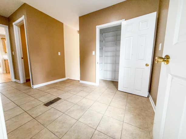 101 Chicago, DAVIS JUNCTION, Illinois 61020, 3 Bedrooms Bedrooms, ,2 BathroomsBathrooms,House,For Sale,Chicago,202506310