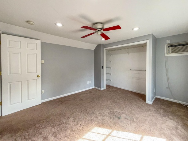 101 Chicago, DAVIS JUNCTION, Illinois 61020, 3 Bedrooms Bedrooms, ,2 BathroomsBathrooms,House,For Sale,Chicago,202506310