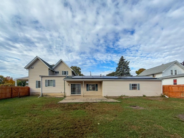 101 Chicago, DAVIS JUNCTION, Illinois 61020, 3 Bedrooms Bedrooms, ,2 BathroomsBathrooms,House,For Sale,Chicago,202506310