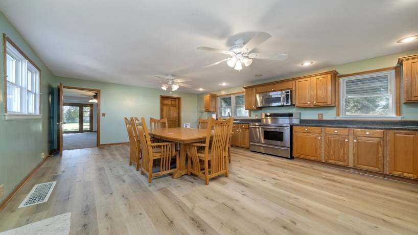 8540 Manchester, CAPRON, Illinois 61012, 3 Bedrooms Bedrooms, ,2 BathroomsBathrooms,House,For Sale,Manchester,202506312