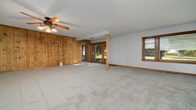 8540 Manchester, CAPRON, Illinois 61012, 3 Bedrooms Bedrooms, ,2 BathroomsBathrooms,House,For Sale,Manchester,202506312