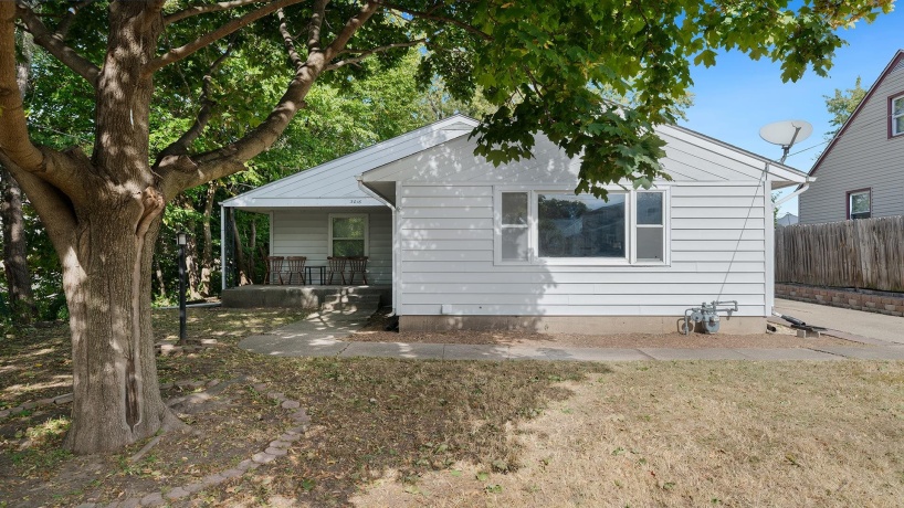 3016 12th, ROCKFORD, Illinois 61108, 3 Bedrooms Bedrooms, ,2 BathroomsBathrooms,House,For Sale,12th,202506322
