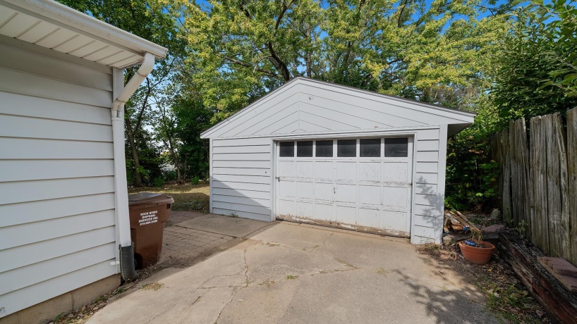 3016 12th, ROCKFORD, Illinois 61108, 3 Bedrooms Bedrooms, ,2 BathroomsBathrooms,House,For Sale,12th,202506322