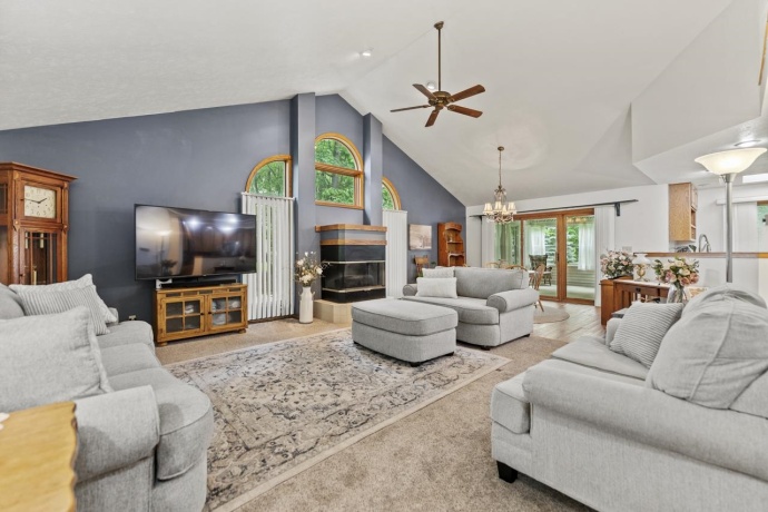 1506 Pier, LAKE SUMMERSET, Illinois 61019, 3 Bedrooms Bedrooms, ,3 BathroomsBathrooms,House,For Sale,Pier,202504056