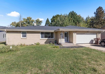 4012 Highcrest, ROCKFORD, Illinois 61107, 3 Bedrooms Bedrooms, ,2 BathroomsBathrooms,House,For Sale,Highcrest,202506345