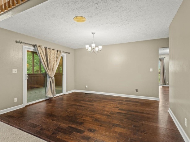 9104 Weber, RIDOTT, Illinois 61067, 4 Bedrooms Bedrooms, ,3 BathroomsBathrooms,House,For Sale,Weber,202506372