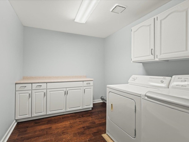 9104 Weber, RIDOTT, Illinois 61067, 4 Bedrooms Bedrooms, ,3 BathroomsBathrooms,House,For Sale,Weber,202506372