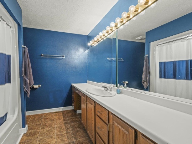 9104 Weber, RIDOTT, Illinois 61067, 4 Bedrooms Bedrooms, ,3 BathroomsBathrooms,House,For Sale,Weber,202506372