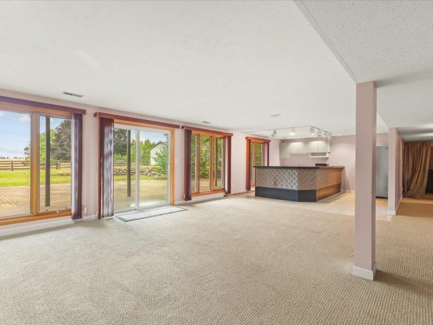 9104 Weber, RIDOTT, Illinois 61067, 4 Bedrooms Bedrooms, ,3 BathroomsBathrooms,House,For Sale,Weber,202506372