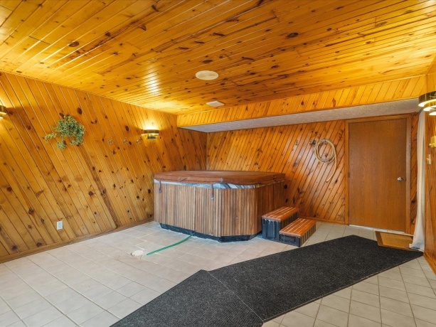 9104 Weber, RIDOTT, Illinois 61067, 4 Bedrooms Bedrooms, ,3 BathroomsBathrooms,House,For Sale,Weber,202506372