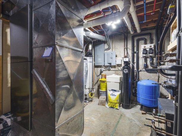 9104 Weber, RIDOTT, Illinois 61067, 4 Bedrooms Bedrooms, ,3 BathroomsBathrooms,House,For Sale,Weber,202506372