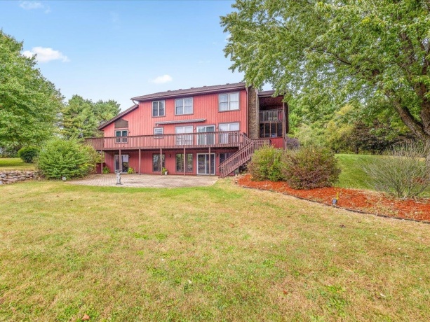 9104 Weber, RIDOTT, Illinois 61067, 4 Bedrooms Bedrooms, ,3 BathroomsBathrooms,House,For Sale,Weber,202506372