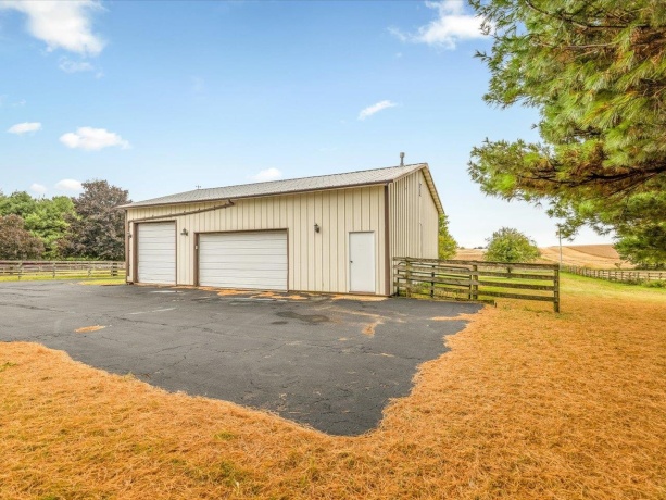 9104 Weber, RIDOTT, Illinois 61067, 4 Bedrooms Bedrooms, ,3 BathroomsBathrooms,House,For Sale,Weber,202506372