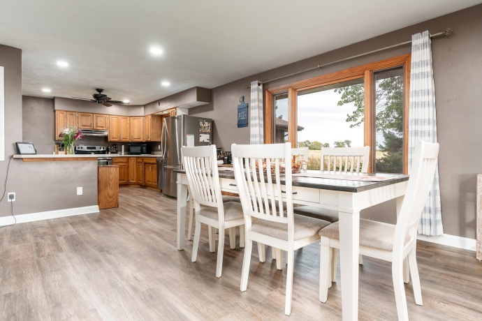 5553 MULFORD, MONROE CENTER, Illinois 61052, 3 Bedrooms Bedrooms, ,2 BathroomsBathrooms,House,For Sale,MULFORD,202506391