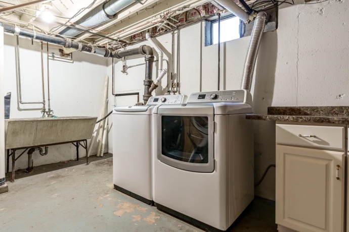 5553 MULFORD, MONROE CENTER, Illinois 61052, 3 Bedrooms Bedrooms, ,2 BathroomsBathrooms,House,For Sale,MULFORD,202506391