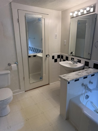 1520 Stephenson, FREEPORT, Illinois 61032, 3 Bedrooms Bedrooms, ,2 BathroomsBathrooms,House,For Sale,Stephenson,202506392