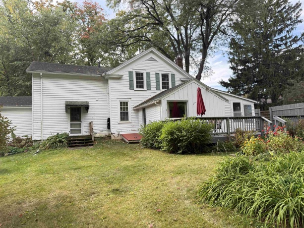 1520 Stephenson, FREEPORT, Illinois 61032, 3 Bedrooms Bedrooms, ,2 BathroomsBathrooms,House,For Sale,Stephenson,202506392