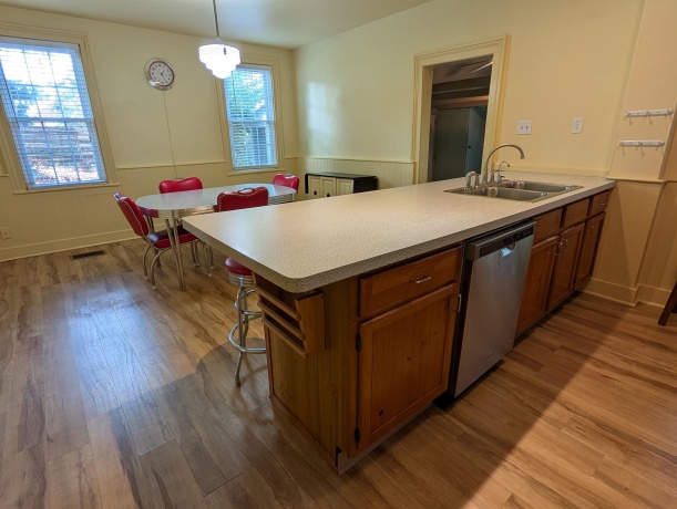 1520 Stephenson, FREEPORT, Illinois 61032, 3 Bedrooms Bedrooms, ,2 BathroomsBathrooms,House,For Sale,Stephenson,202506392