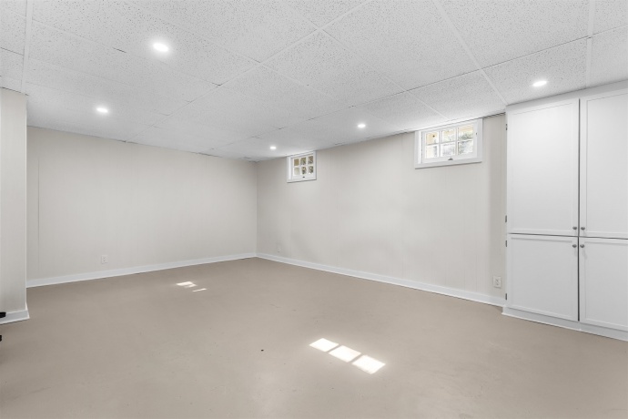 919 Garfield, ROCKFORD, Illinois 61103, 4 Bedrooms Bedrooms, ,1 BathroomBathrooms,House,For Sale,Garfield,202506393