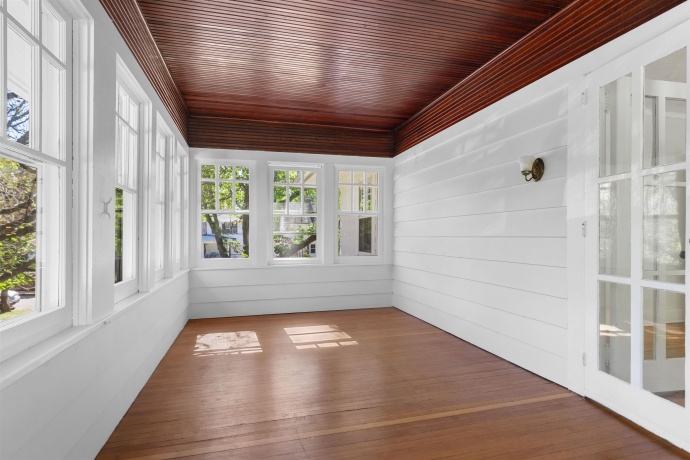 919 Garfield, ROCKFORD, Illinois 61103, 4 Bedrooms Bedrooms, ,1 BathroomBathrooms,House,For Sale,Garfield,202506393