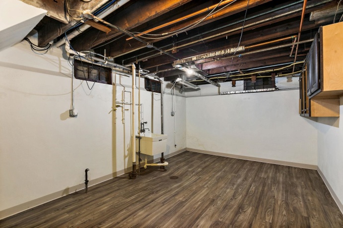 1435 Post, ROCKFORD, Illinois 61103, 3 Bedrooms Bedrooms, ,2 BathroomsBathrooms,House,For Sale,Post,202506405