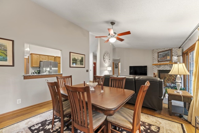 2209 Gainsboro, LAKE SUMMERSET, Illinois 61019, 4 Bedrooms Bedrooms, ,3 BathroomsBathrooms,House,For Sale,Gainsboro,202506417