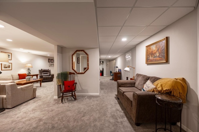 2209 Gainsboro, LAKE SUMMERSET, Illinois 61019, 4 Bedrooms Bedrooms, ,3 BathroomsBathrooms,House,For Sale,Gainsboro,202506417