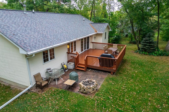 2209 Gainsboro, LAKE SUMMERSET, Illinois 61019, 4 Bedrooms Bedrooms, ,3 BathroomsBathrooms,House,For Sale,Gainsboro,202506417