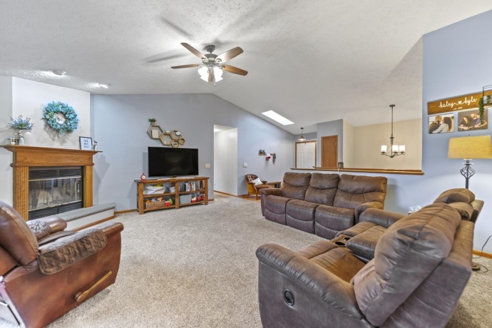 1397 Pier, LAKE SUMMERSET, Illinois 61019, 3 Bedrooms Bedrooms, ,2 BathroomsBathrooms,House,For Sale,Pier,202506424