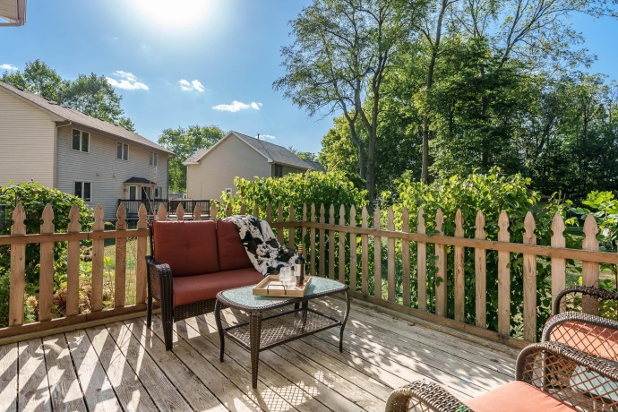 10356 Geneva, ROSCOE, Illinois 61073, 4 Bedrooms Bedrooms, ,2 BathroomsBathrooms,House,For Sale,Geneva,202506428